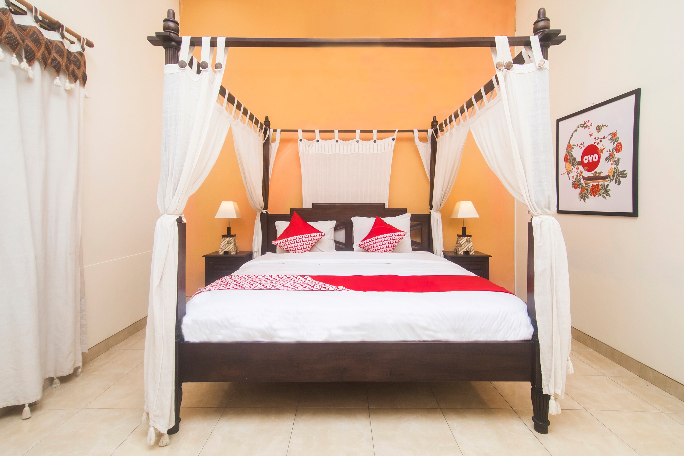 Hotel O Ndalem Padma Asri Guest House - Tap to explore photos