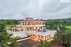 Photos of StayVista at RAAYA Estate