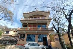 Hotel Perchwood, Bhimtal