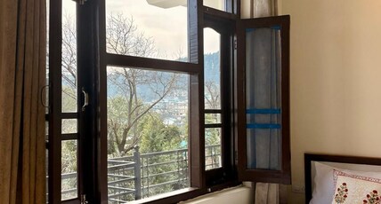 Soma House Dharamkot Room Type - Deluxe Room with Balcony and Mountain View