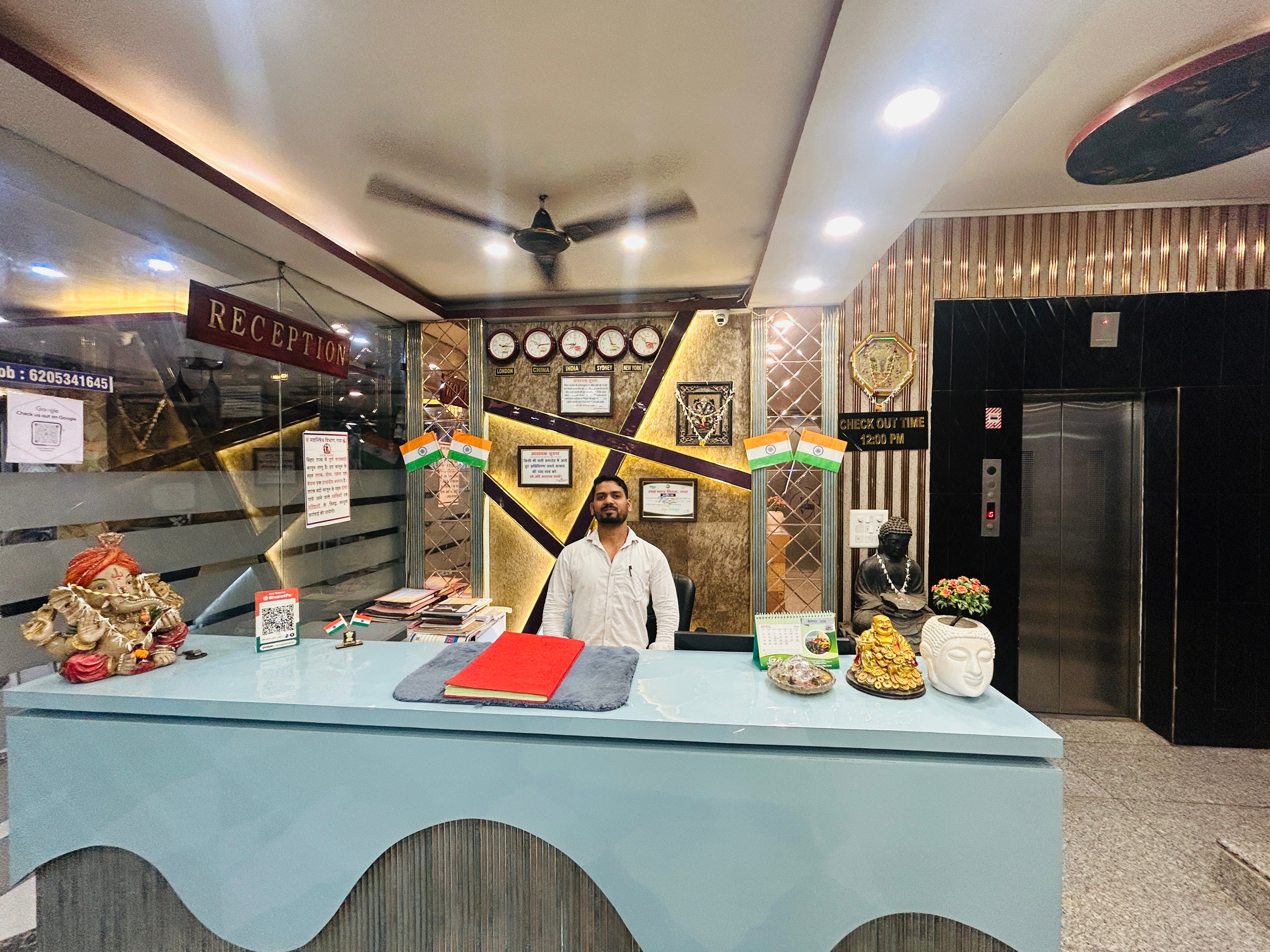 Hotel Basant Vihar International - Tap to explore photos