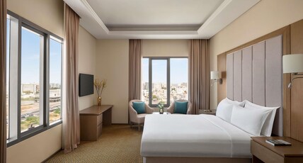 MERCURE MUSCAT Room Type - Excutive suite with king size bed