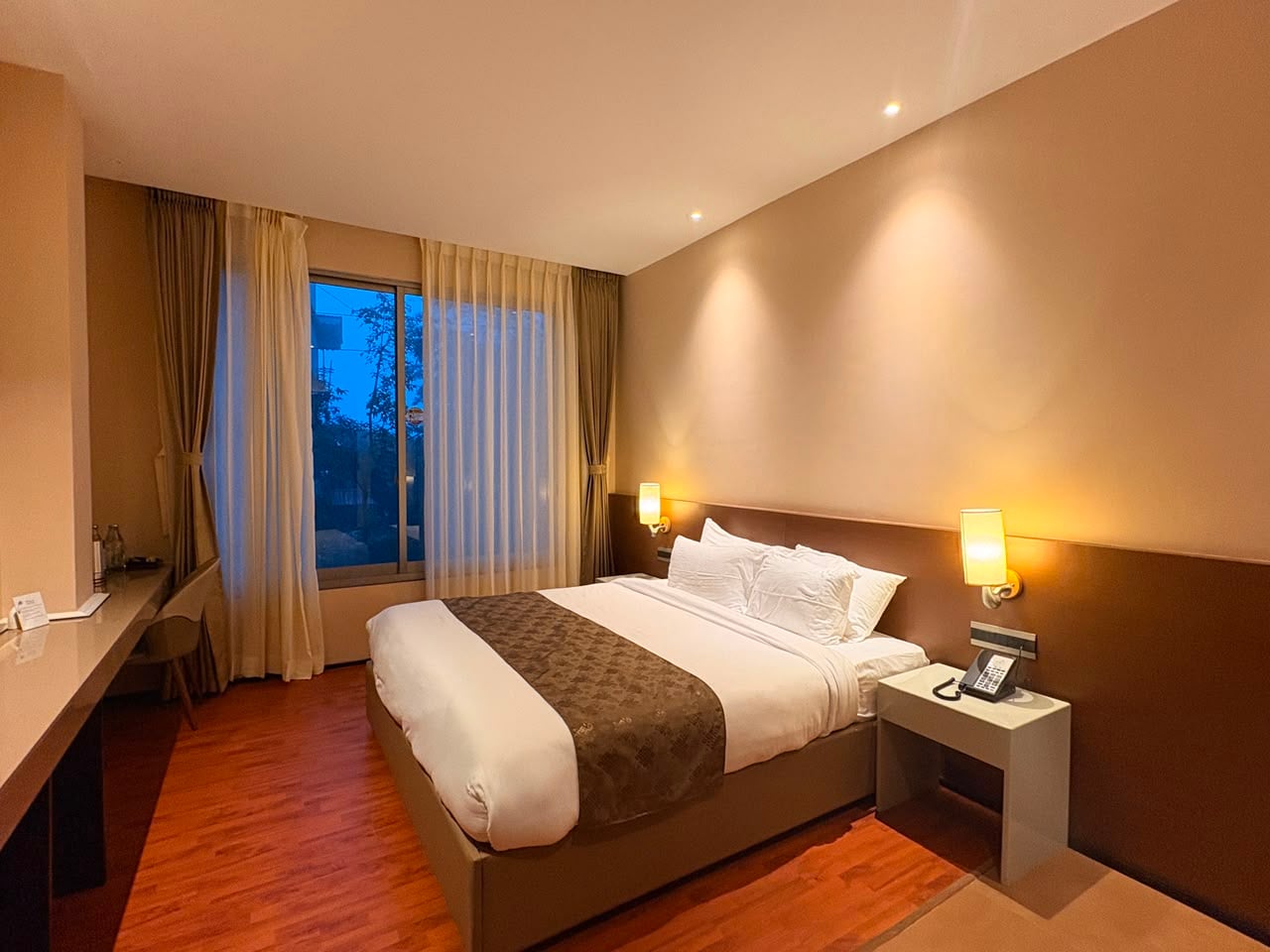 Pala Boutique Hotel - Tap to explore photos