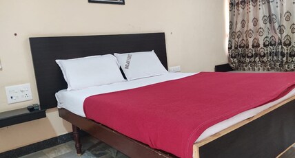 Balaji Lodge Room Type - Premium AC Double Bed Room