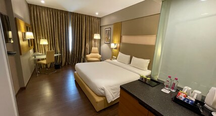 Royal Orchid Central Vadodara Room Type - Club Room