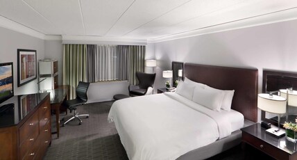 Hilton Mystic Room Type - 1 KING BED DELUXE