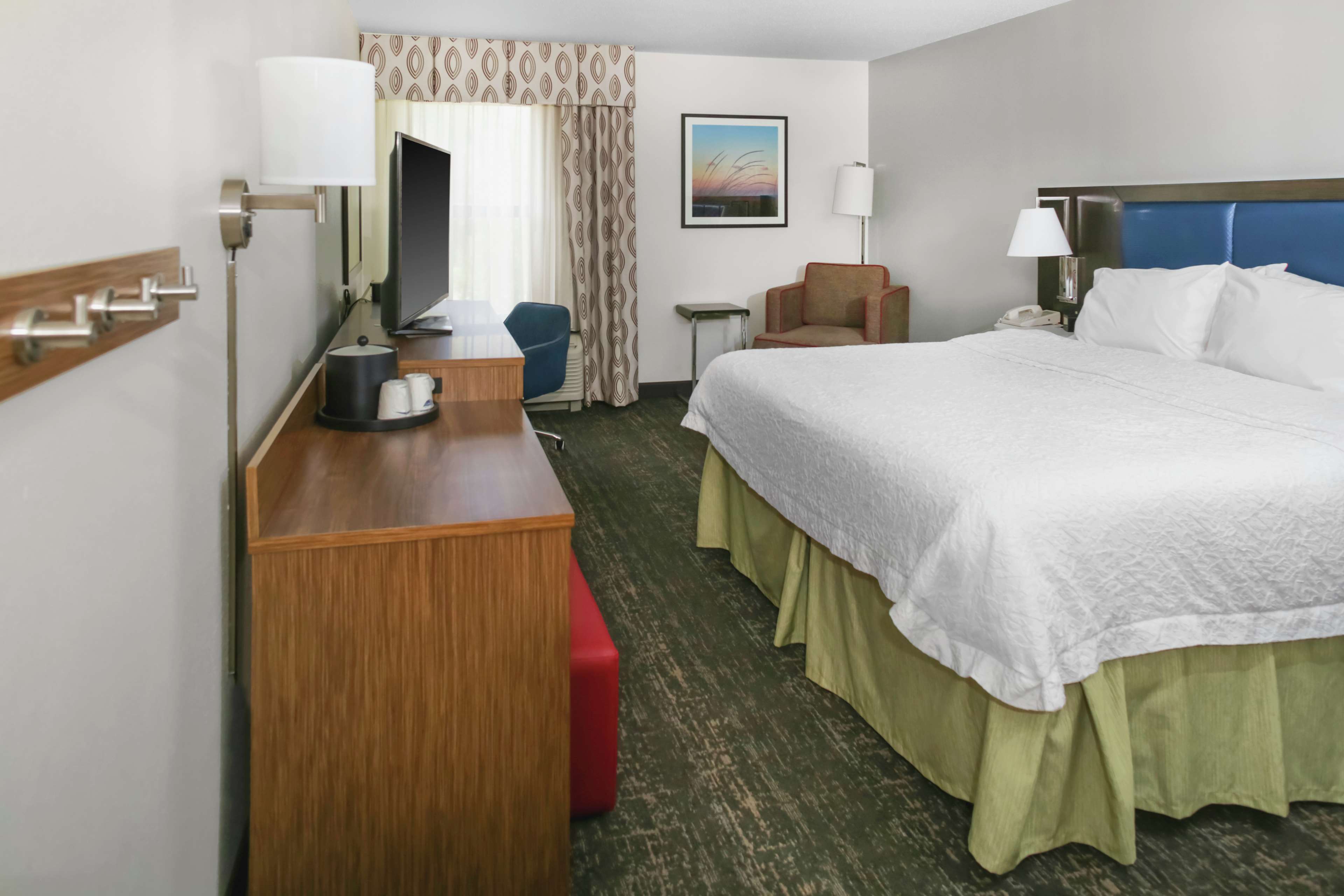 Hampton Inn by Hilton Portage - Tap to explore photos