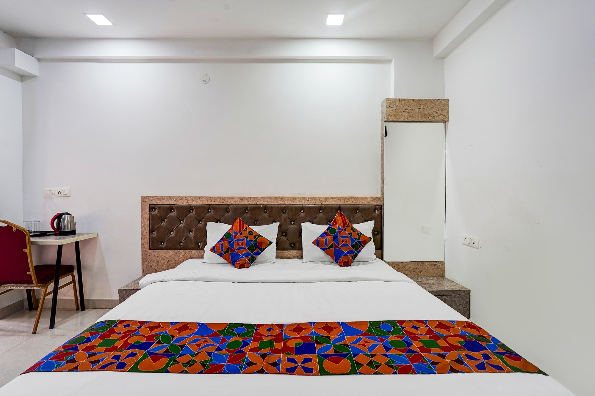 FabHotel Prime IJ Suites - Kasavanahalli - Tap to explore photos