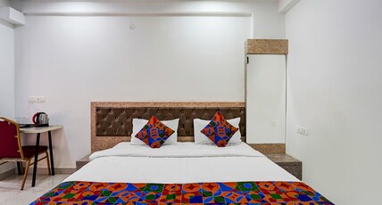 FabHotel Prime IJ Suites Room Type - Premium Room