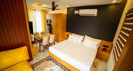 S Cross Munroe Island Resort Room Type - Super Deluxe Villa