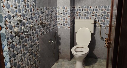 Pinaki guest house Room Type - Shri Ganga (3rd Floor)