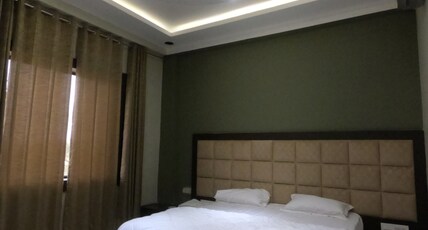 Hotel Meenakshi Room Type - Executive Suite