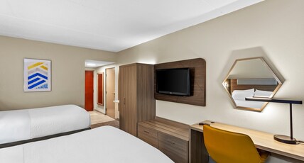 Holiday Inn Express Hotel & Suites Charleston-Southridge Room Type - Standard Room