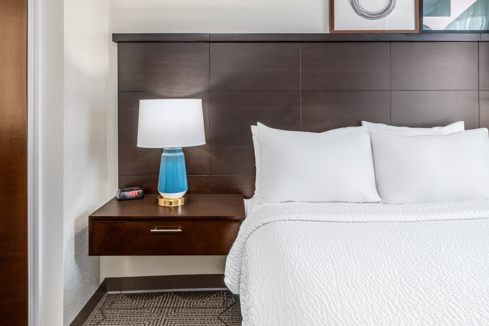 Staybridge Suites Co Springs-Air Force Academy - Tap to explore photos