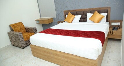 Hotel MV Fotune Inn Room Type - King Bed Room