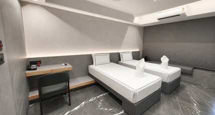 Hotel Aston Residency Room Type - Deluxe room - Twin Bed