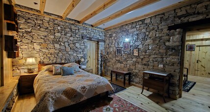 The Edge Retreat Luxury homestay Room Type - Suite Room