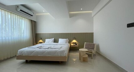 MAX HOTELS Room Type - Standard