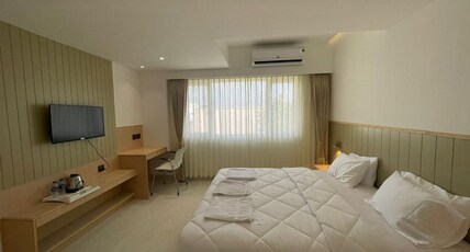 MAX HOTELS Room Type - Standard