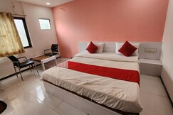 Hotel Sundara Palace