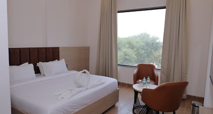 Shri ji Vilas Room Type - Deluxe Room Shri ji Vilas Room Type - Deluxe Room