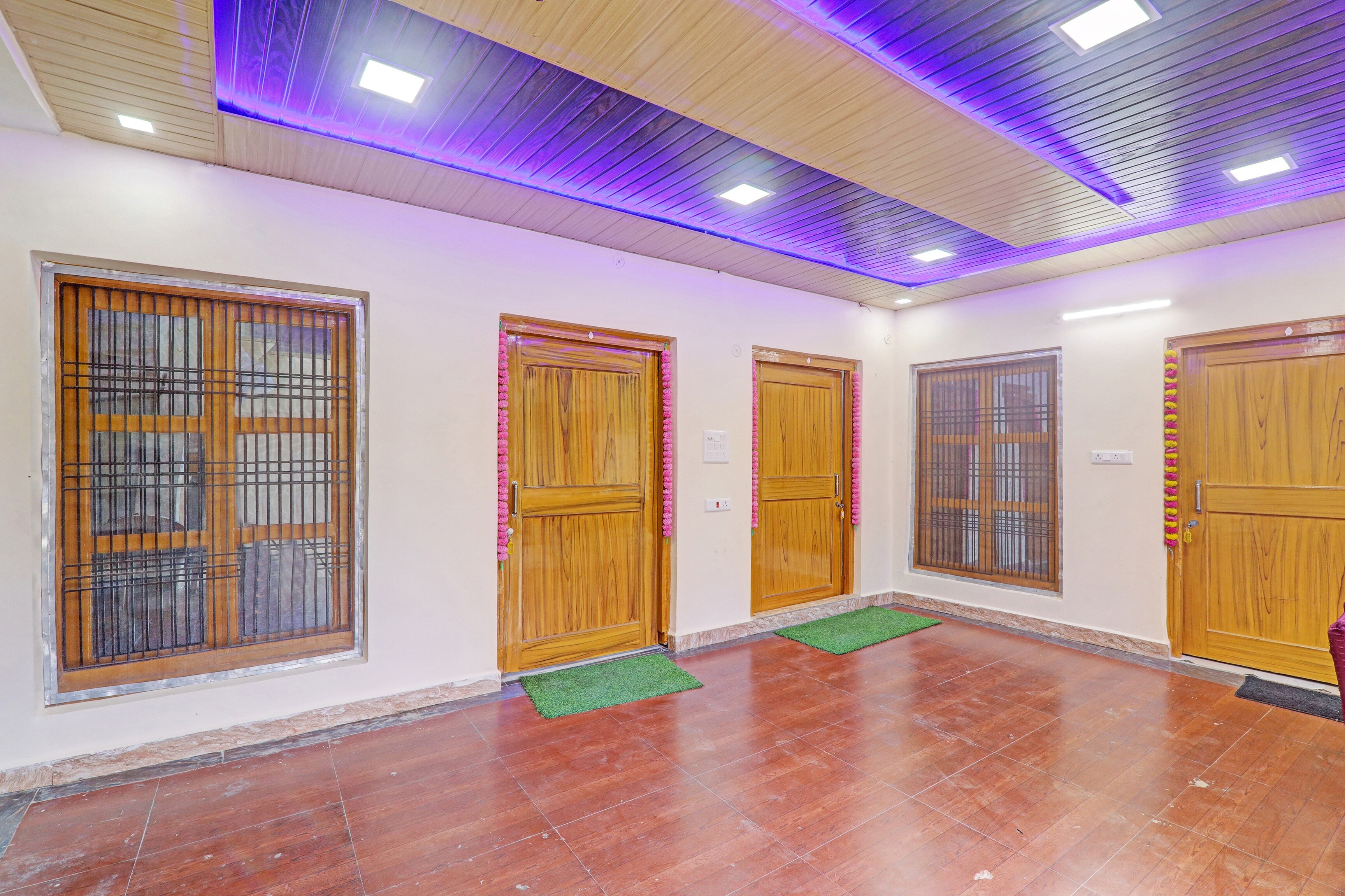 Hotel O Home Shyama Lodge - Tap to explore photos