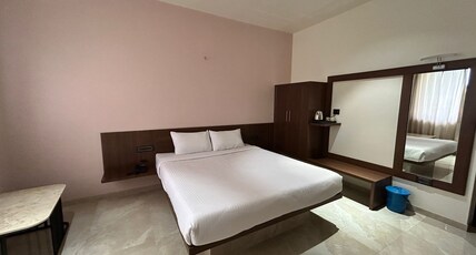 Hotel Suruchi Grand Lodging and Banquets Room Type - Deluxe Non A.C Room