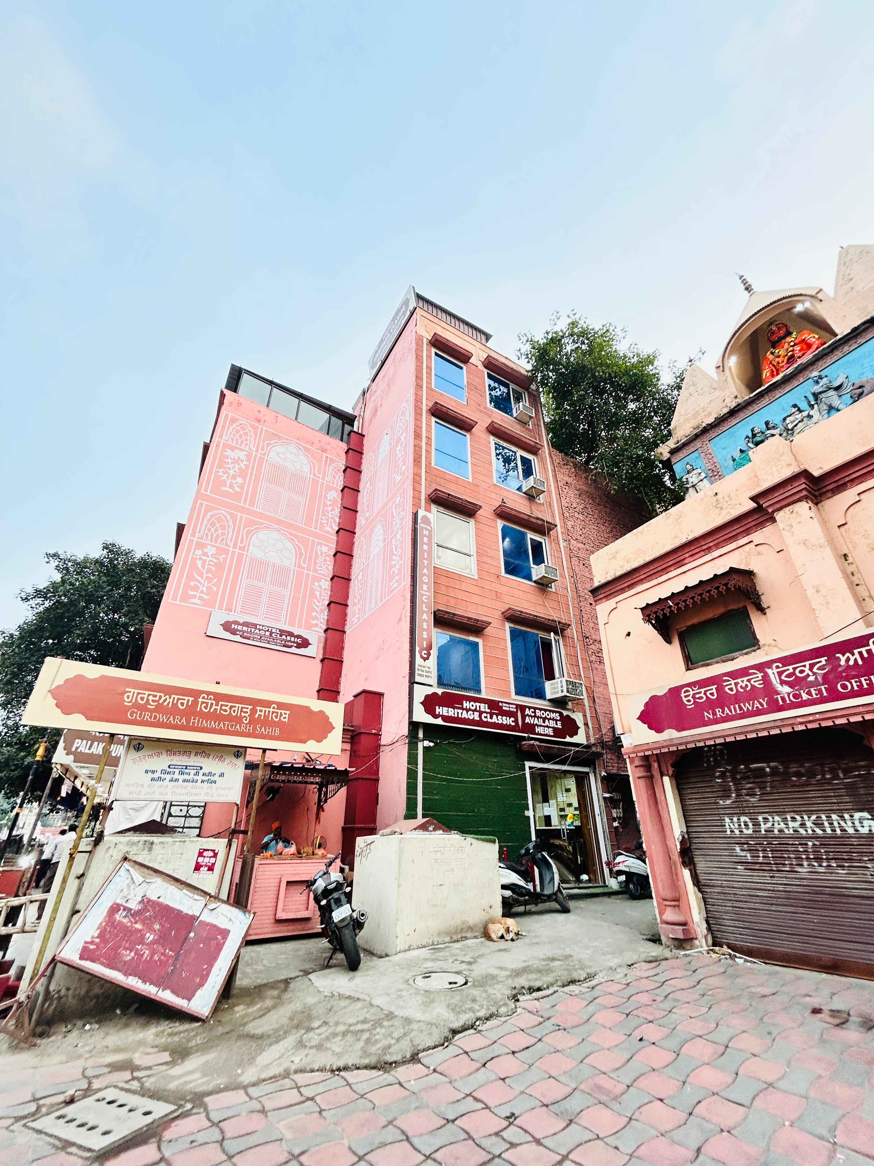 Heritage Classic - 1 min to Golden Temple - Tap to explore photos