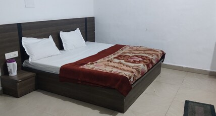 RV Grand Guest House Room Type - Bedroom 13