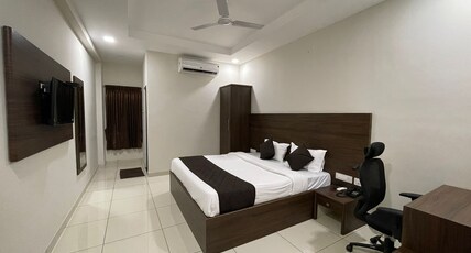 MRM Residency Room Type - DOUBLE ROOM AC