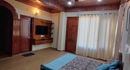 Arnika villa Homestay Room Type - Standard Suite Teak