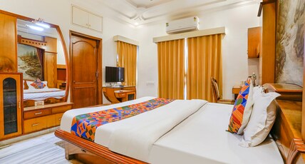 Hotel Rest   Peace  Airport Room Type - Deluxe room with balcony