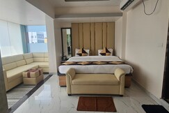 Hotel Buddha Vihar International