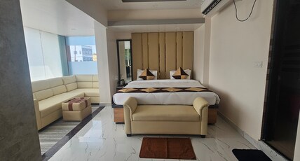 Hotel Buddha Vihar International Room Type - Suite Room
