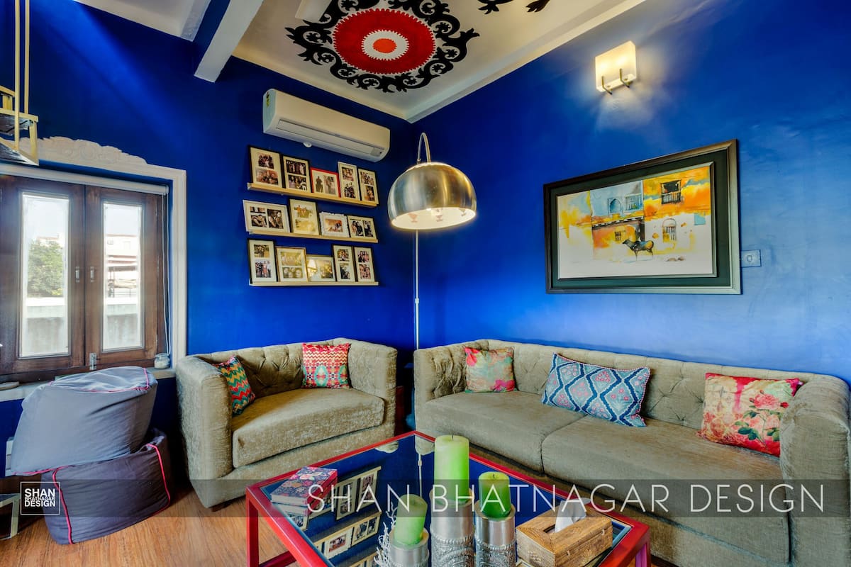 ARTIST'S MANSION IN THE PINK CITY - Tap to explore photos