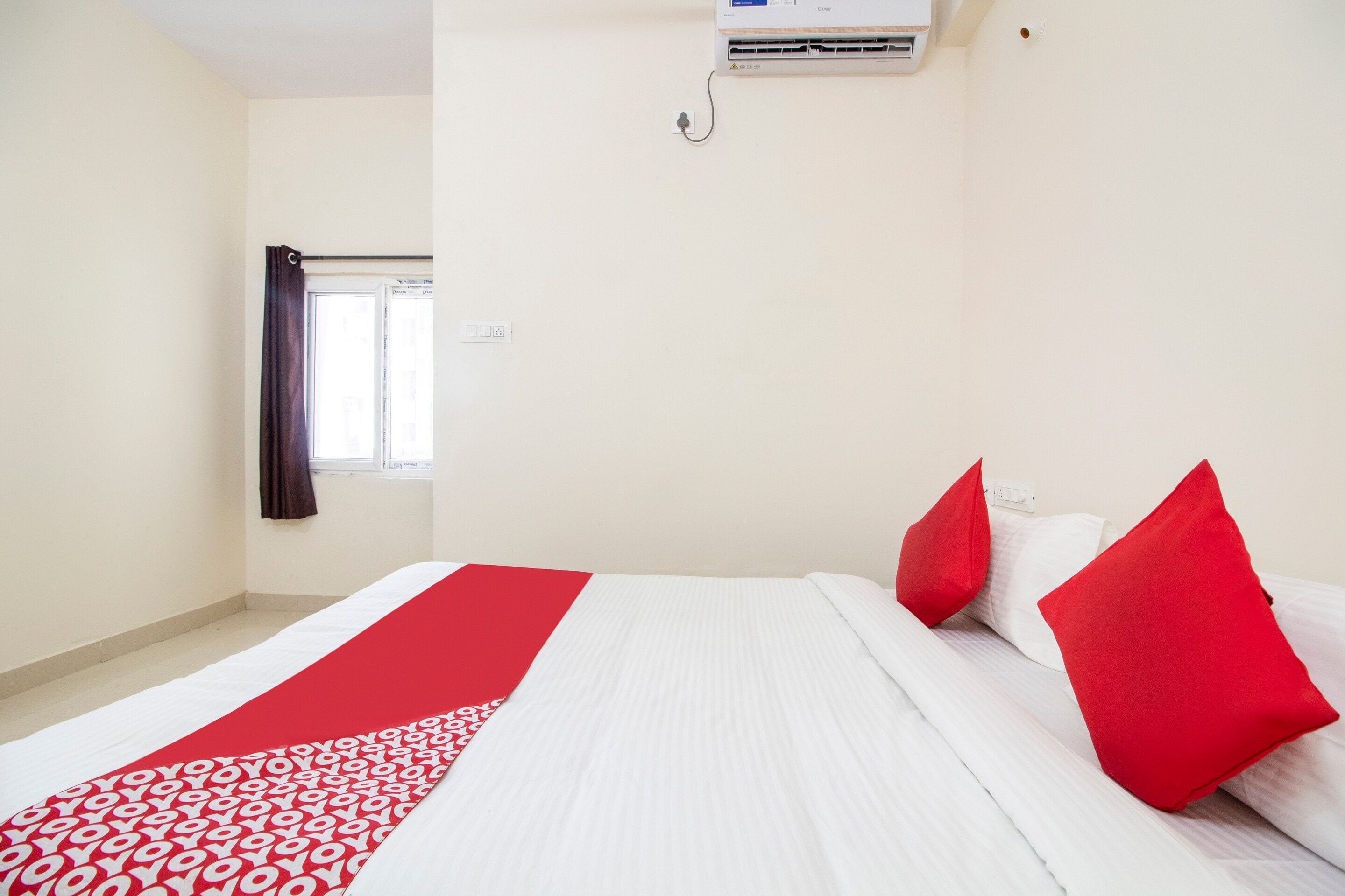 Collection O Central Bowenpally Formerly Shannu Residency - Tap to explore photos