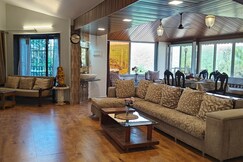 Silverpine Villa
