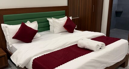 Hotel Akash Palace Room Type - Deluxe Room