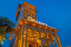 Opulence Hotel