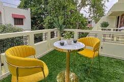 Rooms of 5 Bedroom Villa @ Serene Stays near Ghat & Temple