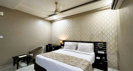 Aloha City Stay Raipur Room Type - Corporate Special Package Room Aloha City Stay Raipur Room Type - Corporate Special Package Room