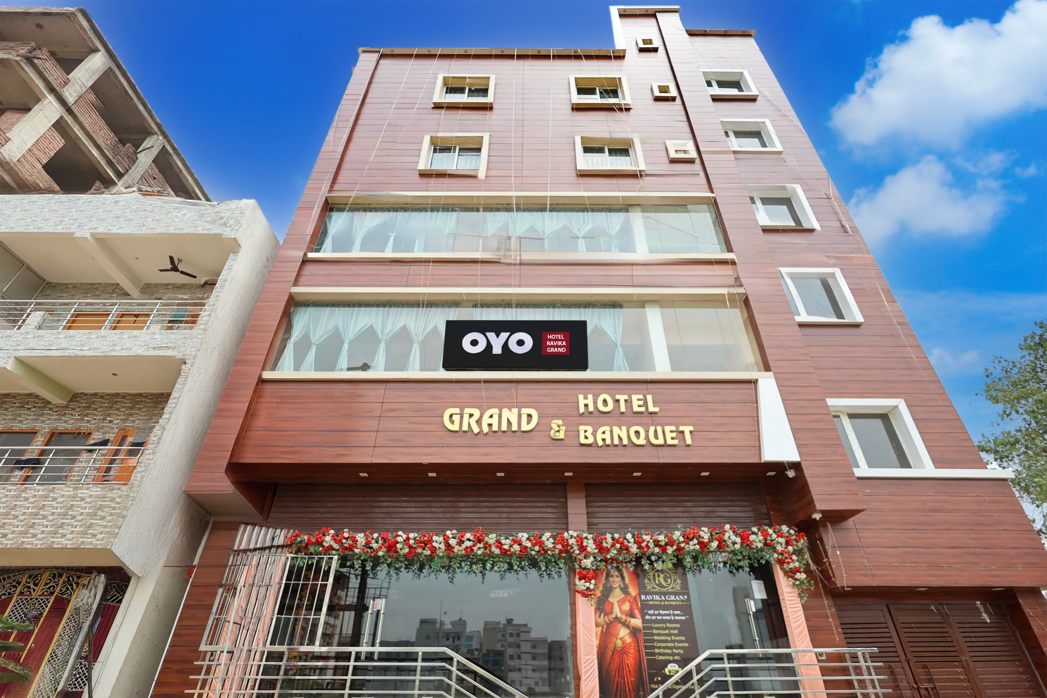 HOTEL O RAVIKA GRAND - Tap to explore photos