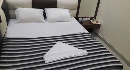 HOTEL CRYSTAL INTERNATIONAL Room Type - Standard Ac Room
