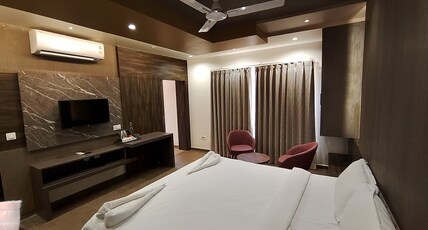 SHETTARS KUSUM RESORT Room Type - Honeymoon Cottage