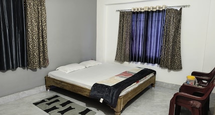 RG Homestay 800M From Shree Jagannath Temple Room Type - AC Room