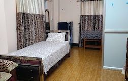 Basic Triple Room