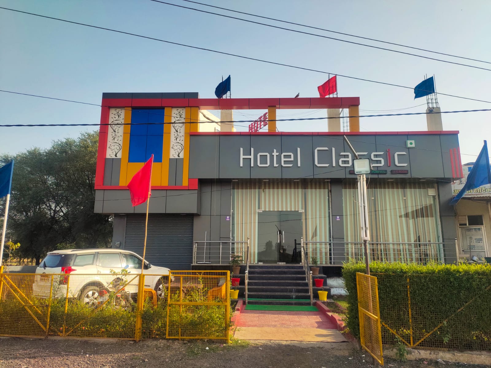 Hotel classic - Tap to explore photos