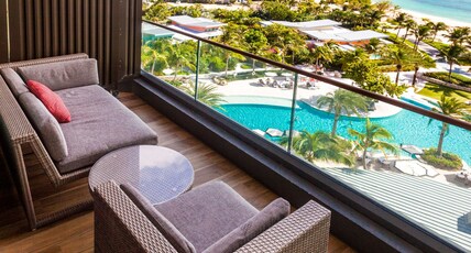 Kimpton SEAFIRE RESORT + SPA, an IHG hotel Room Type - 1 King Premium Oceanview Studio