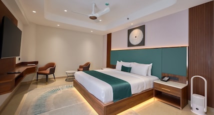 Kowju Airport Hotel Calicut Room Type - Premium King Kowju Airport Hotel Calicut Room Type - Premium King
