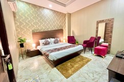 HOTEL PEARL GRAND ZIRAKPUR